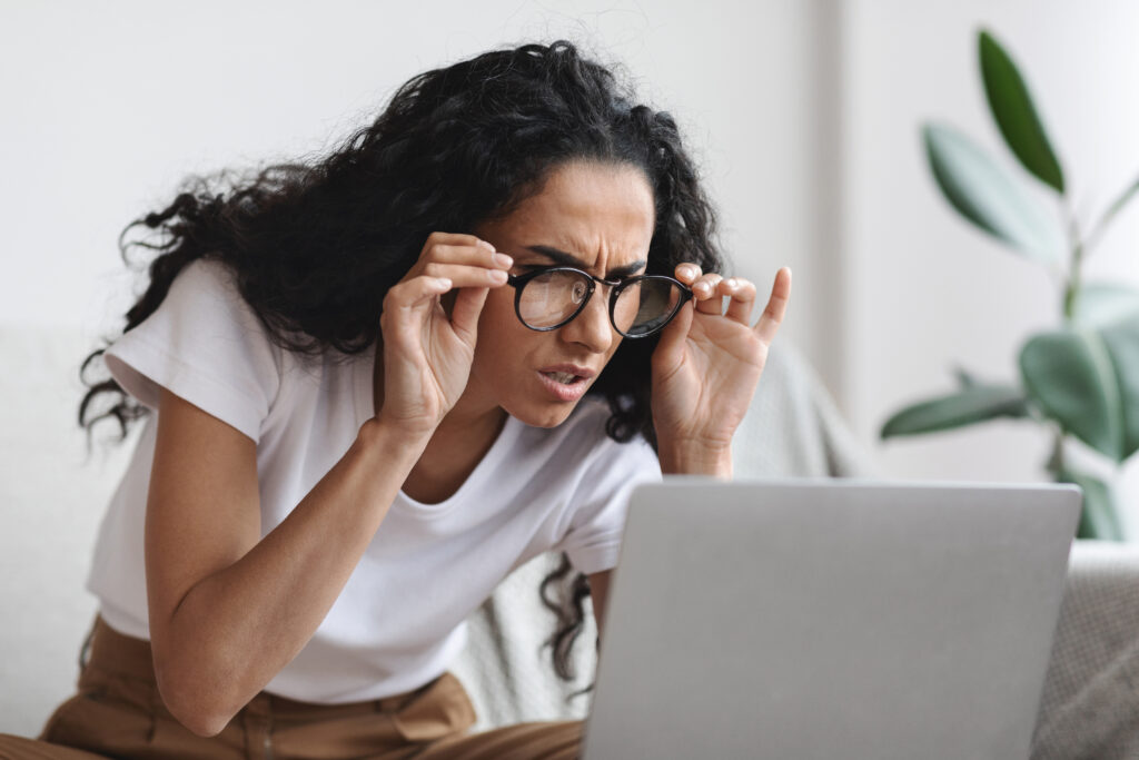 Lentes intraoculares trifocais para correção da presbiopia